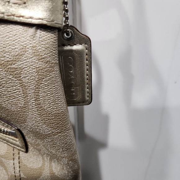 Coach Vintage Shoulder Bag, and wallet Signature, Beige, M1073-F15704 - Picture 6 of 16